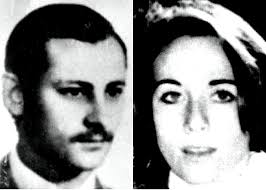 Cumple 60 años Javier Calamaro.*** **Javier Calamaro** nace en Buenos  Aires, el 22 de julio de 1965 es un **cantante, músico y presentador  argentino**, hermano menor del también músico Andrés Calamaro.