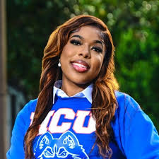 I'm happy to announce that I have graduated from Houston Christian  University with a Bachelors in Biolgy! All glory to God!