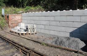 Concrete masonry is durable, hard wearing and not prone to rotting. Retaining Walls Elite Precast Concrete