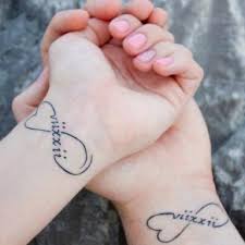 Los Tatuajes De Infinito Fotos Y Significado Tendenzias Com Wife Tattoo Husband Wife Tattoos Matching Tattoos