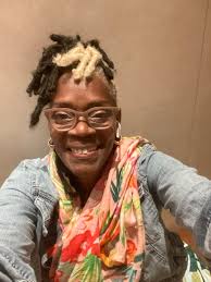 This morning the water was deep but full of fish and sea weeds…