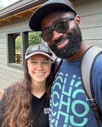 Nikki Jean's Instagram, Twitter & Facebook