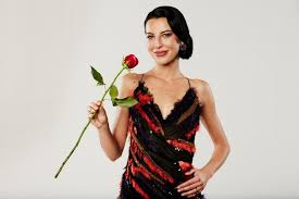 An eligible bachelor dates multiple women over several weeks in hopes of finding true love. Der Bachelor 2020 Diese Kandidatinnen Geben Fame Geilheit Zu Gala De