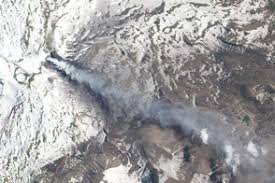 Fue en diciembre del año 2012 cuando el volcán copahue, situado entre los países de chile y argentina, entró en erupción. Volcan Copahue
