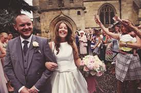 An elegant and relaxed wedding with a lot of personality and twinkles of fun. Linden Hall