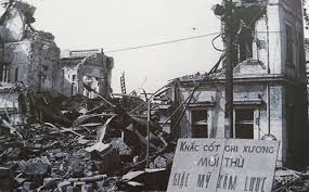 Bệnh viện chưa từng nợ lương nhân viên. NÄƒm 1972 Thá»§ Ä'o Ha Ná»™i Toang Hoang Bá»Ÿi Boom B 52 Cá»§a Má»¹