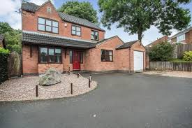Cities, towns and places near desford include newbold verdon, kirby muxloe, barlestone and markfield. 4 Bed Detached House For Sale In The Finches Desford Leicester Leicestershire Le9 Zoopla
