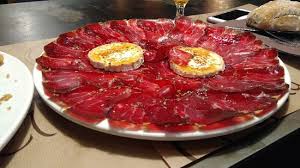 Tour through the restaurant as david displays some of the delicious food on the menu, and head behind the scenes as david learns all about the. Restaurante Llagar El Guelu En Oviedo