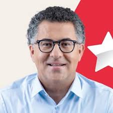 Wilton Maia Velez (@wiltonmaiavelez)