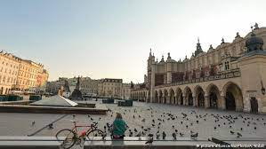 The head of the european. European Travel Restrictions Nonessential Travel Curbed Dw Travel Dw 19 05 2021