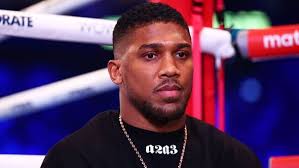 Anthony Joshua in 'a difficult situation' as AJ told Usyk questions 'can't  happen'