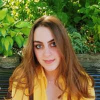 Kira Allen's Instagram, Twitter & Facebook