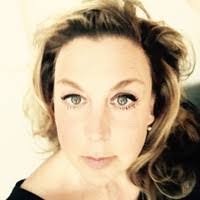 Petra Stark's Instagram, Twitter & Facebook