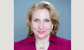 Margot Saunders's Instagram, Twitter & Facebook