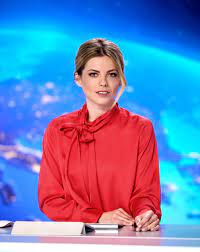 Iptv provider stable and fast 24/7/365 support through live chat and ticket system. Roxana Hulpe Noua Prezentatoare A È™tirilor Pro Tv