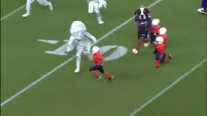Mascots Vs Kids Football Gifs Tigerdroppings Com 2,000+ vectors, stock photos & psd files.