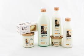 Iaurt grecesc iaurt de capra iaurturi cu diferite arome de fructe iaurt pentru mic dejun cu fulgi de porumb lapte batut cu caimac iaurt ecologic lapte batut cu diferite procentaje de grasime. LÄƒptÄƒria Cu Caimac O Afacere Cu Produse 100 RomaneÈ™ti Ordinea Zilei