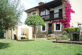Mogro(entorno rural y playa)casa en finca cerrada de 4000m, con preciosas. Alquiler Apartamentos Vacacionales En Ruiloba Cantabria Y Casas Rurales