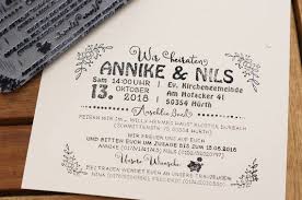 Mit Diesem Individuellen Textstempel Konnt Ihr Euren Einladungstext Eurer Hochzeits Einl Einladungen Hochzeit Einladung Hochzeit Text Einladungskarten Hochzeit