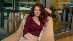 Pelin akil, anıl altan'ın evlilik teklifine evet yanıtını verdi. Pelin Akil Kac Kilo Boyu Kac Nereli Kac Yasinda Sevgilisi Kimdir Unlu Detay