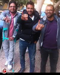 شارك الفنان محمد حماقي صباح الثلاثاء في الاستفتاء الجاري حاليا على مشروع الدستور المصري الجديد وتوجه حماقي إلى مقر اللجنة Fictional Characters Character John