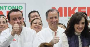 Tienen un hijo de cuatro años que se llama santiago, al que el candidato a la gubernatura de la ciudad de méxico presume en sus fotos en redes sociales. Arriola Y Meade Felicitan A Enfermeras En Su Dia Enfoque Noticias