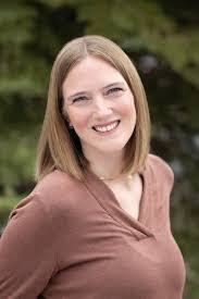 Cricket Simmons's Instagram, Twitter & Facebook