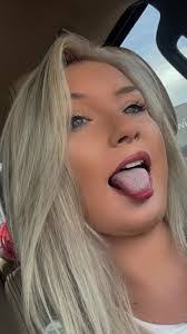 Aubree Freeman's Instagram, Twitter & Facebook