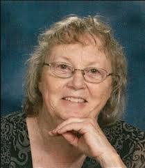 Lois Sandy's Instagram, Twitter & Facebook