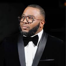 Only one can stay. Let's hear your pick!👇🏾 #martinlawrence #comedy