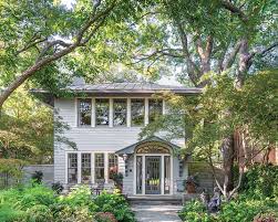 See this page in french: Highland Park Handsome Flower Magazine