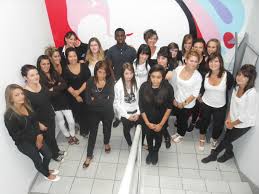 Photo De Classe Section Cap Coiffure Lycee De Coiffure Et D Esthetique Alain Berge Cree En 1989