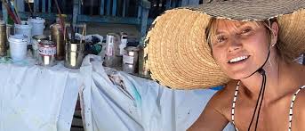 Kein problem für heidi klum! Ohne Make Up Heidi Klum Prasentiert Sich Ganz Naturlich Promiflash De