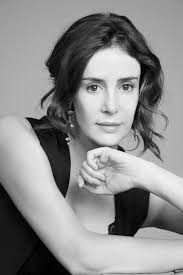 Rojo Carmesí (TV Series 2024– )