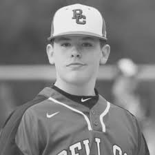 Alex Mays (@_alexmays)