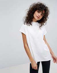 Just When I Thought I Didn T Need Something New From Asos I Kinda Do Curly Hair Styles Curly Hair Styles Naturally Curled Hairstyles