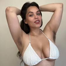 Surrender to Fenella Fox's pussy spell