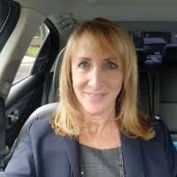 Lorraine Hendricks's Instagram, Twitter & Facebook