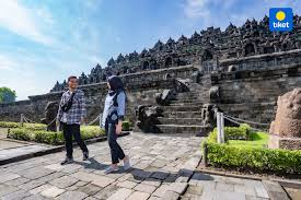 Candi umbul merupakan situs purbakala berupa pemandian air panas, yang dipercaya bahwa pemandian ini tempat sang putri raja. Tiket Masuk Candi Borobudur Harga Promo Tiket Com
