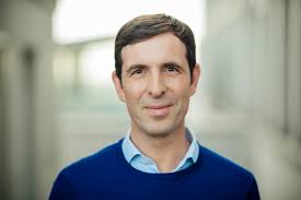 Dr. Philip Schwarz van Berk, LL.M.