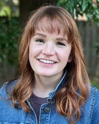 Emily Layman's Instagram, Twitter & Facebook