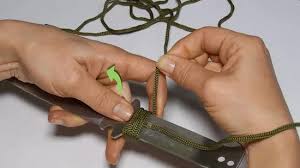 There should be enough cord to extend down the length of the handle, plus a little extra. 3 Ways To Wrap Paracord Around A Knife Handle Wikihow