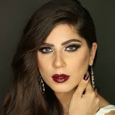 Invisible to others. Featherlight for you. But your eyes know it! Have a  look to the official Adore e-store! Special offer for Crystal Collection  #Crystalwhite #AdoreComfort #SoftLenses #FeelTheDifference #HydraLook  #EyeWellness