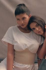 Kylie jenner summer uniques, kylie jenner utah vacation desert style july 2020 photos. Kendall And Kylie Jenner For Kendall Kylie Summer 2019 Collection Hawtcelebs