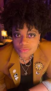 This will be very cool! Have a great show, Sheila Kay Adams and Donna Ray  Swann! Safe travels!❤️😉