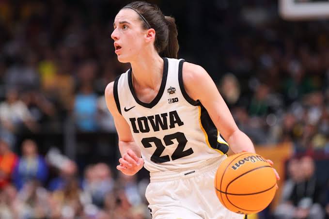 Sue Bird: Caitlin Clark can be a WNBA All-Star as a rookie, would encourage  Iowa star to go pro - The Athletic