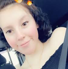 Melanie Bartram's Instagram, Twitter & Facebook