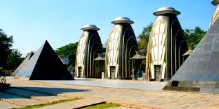 Tank Bund Hyderabad Timings Entryfee Entry Ticket Cost Price Address Contact Number Holidays Zone Tour Package 2020 Get complete information including history, best time to visit, recommended hours, address, timings and much more. holidays zone