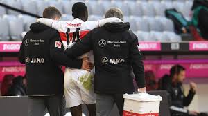 Tons of awesome manga panels wallpapers to download for free. Vfb Stuttgart In Sorge Um Silas Wamangituka Verdacht Auf Schwere Knieverletzung Eurosport