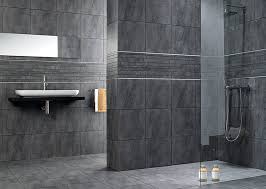 Doorless shower, just as the name infers, is a shower enclosure that has no doors to close behind you. 6 Benefits Of A Walk In Shower